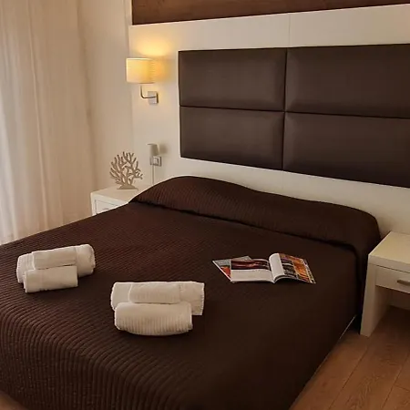 Eros 3*